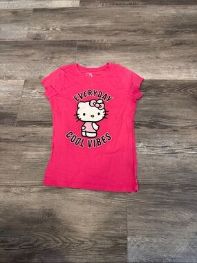 Hello Kitty Bright Pink "Everyday Cool Vibes" Tee